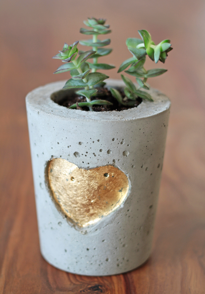 diy concrete planter