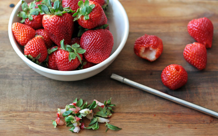 easy way to core strawberries
