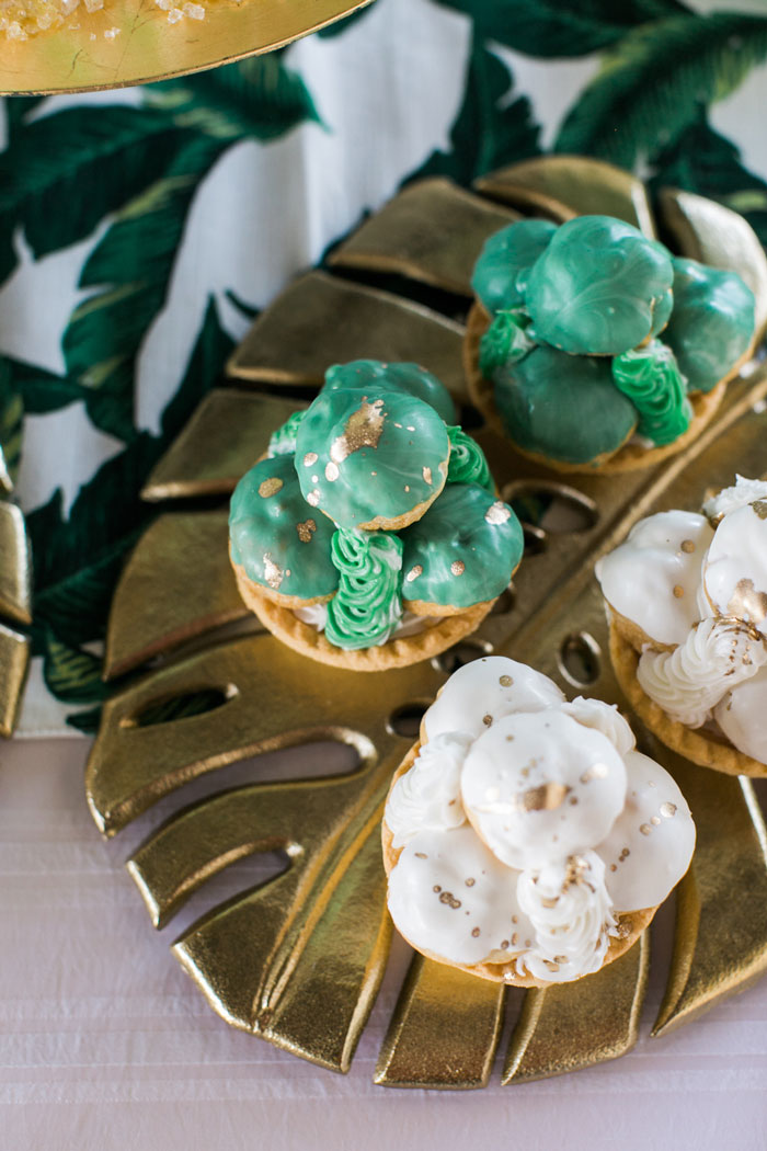 Delicious tropical wedding desserts.